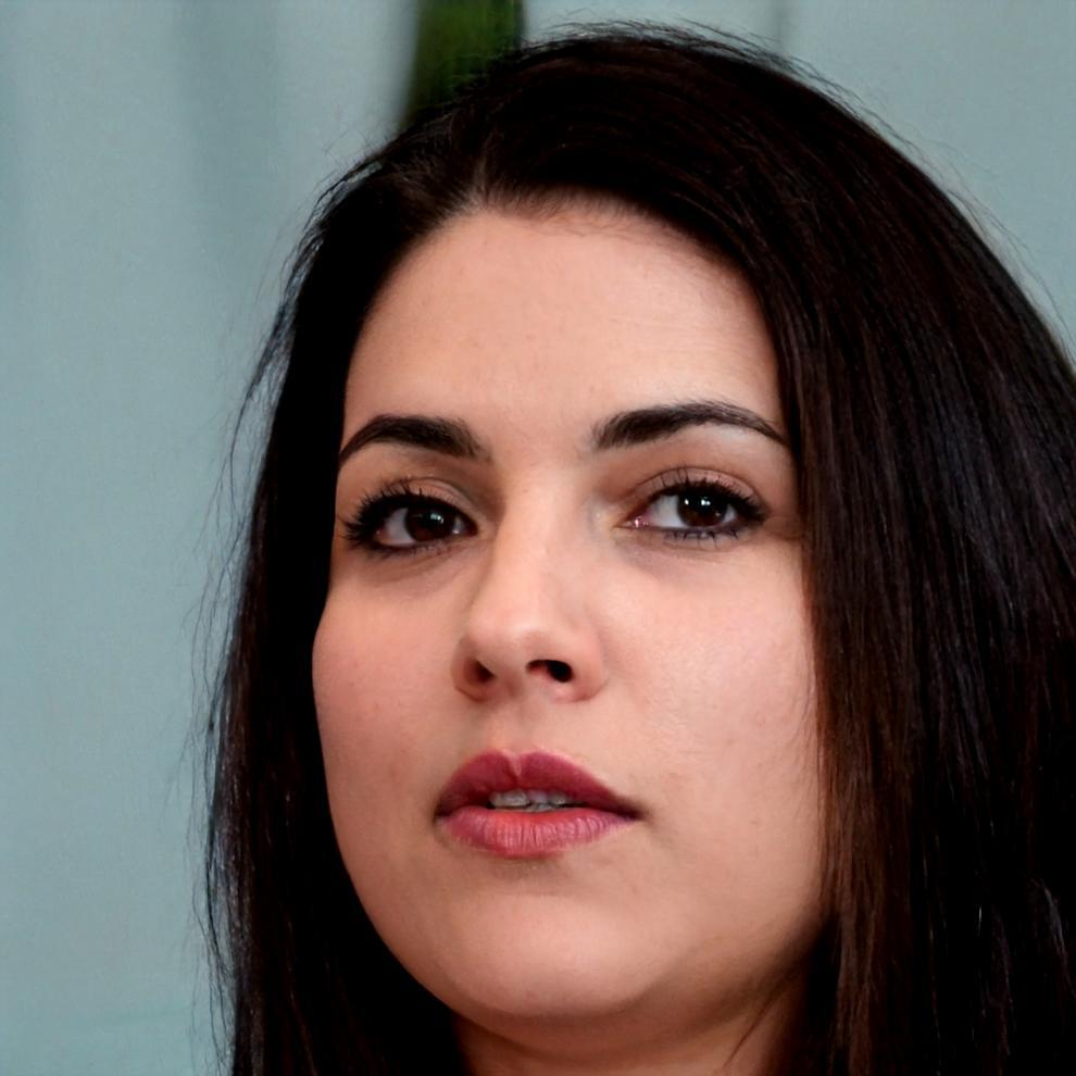 María González, Analista Senior